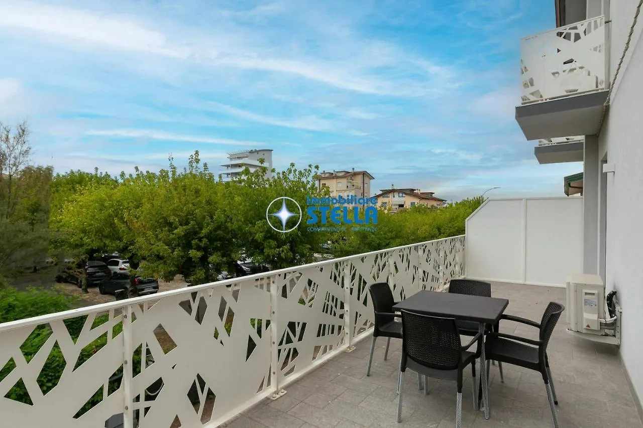 Condominio Adele Lido di Jesolo 0*,